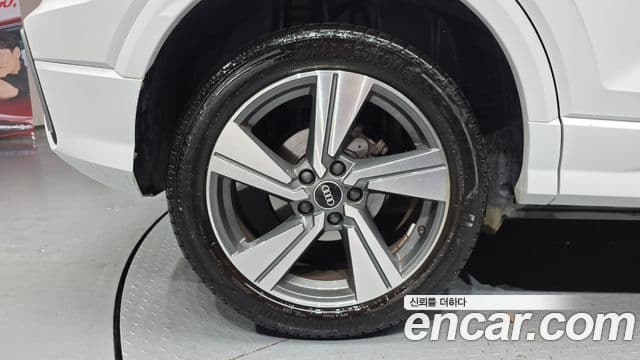 Audi Q2, 2023 все фото