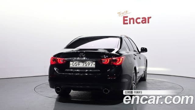 Infiniti Q50 3.5 гибрид Essence, 2016 4