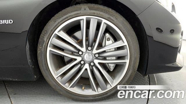 Infiniti Q50 3.5 гибрид Essence, 2016 все фото