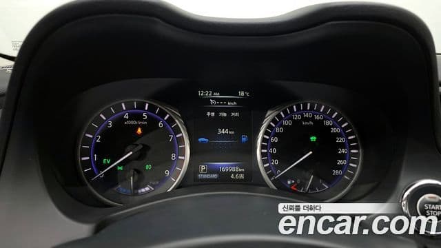 Infiniti Q50 3.5 гибрид Essence, 2016 8