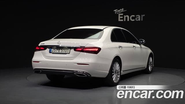 Mercedes-Benz E-класс W213 Exclusive, 2021 2