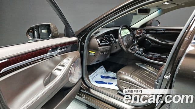 Genesis EQ900 Prestige, 2018 10