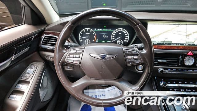 Genesis EQ900 Prestige, 2018 15