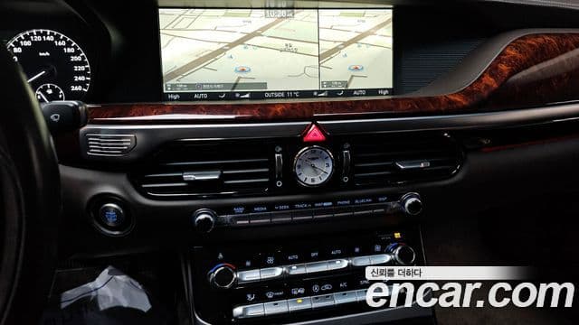 Genesis EQ900 Prestige, 2018 16