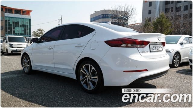 Hyundai Avante AD 1.6 GDI Value Plus, 2018 4