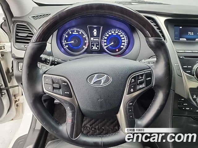 Hyundai Grandeur HG Modern, 2014 9