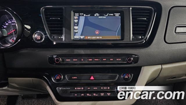 Kia All New Carnival Prestige, 2018 14