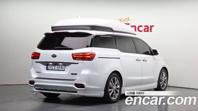 Kia The / новый New Carnival Noblesse Special, 2020 2