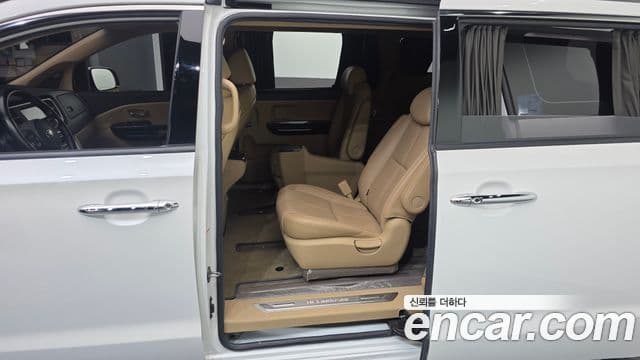 Kia The / новый New Carnival Noblesse Special, 2020 11