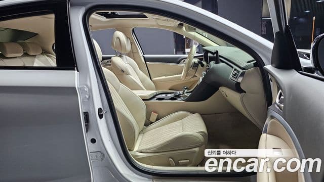 Genesis The / новый New G70, 2022 10