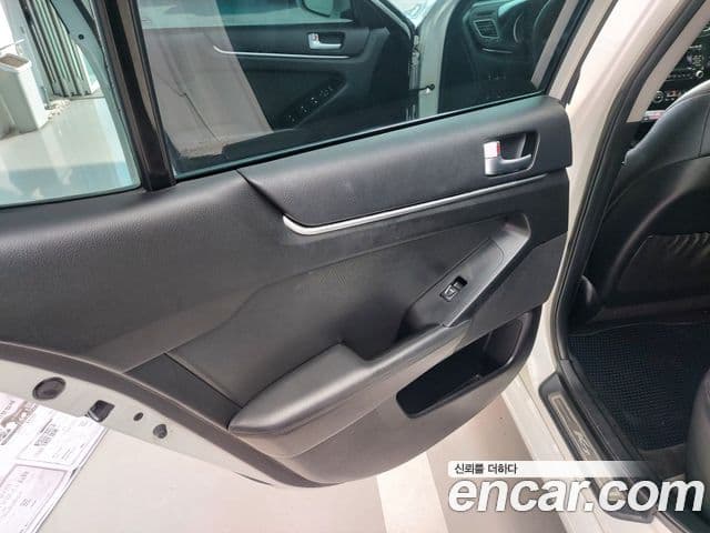 Kia The / новый Prestige K7 LPI 3.0 Deluxe, 2012 10