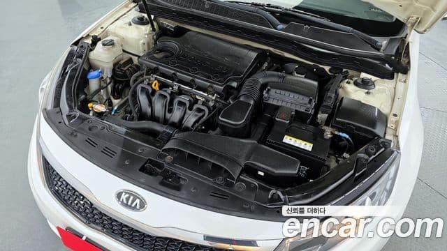 Kia K5 2.0 Deluxe, 2011 6