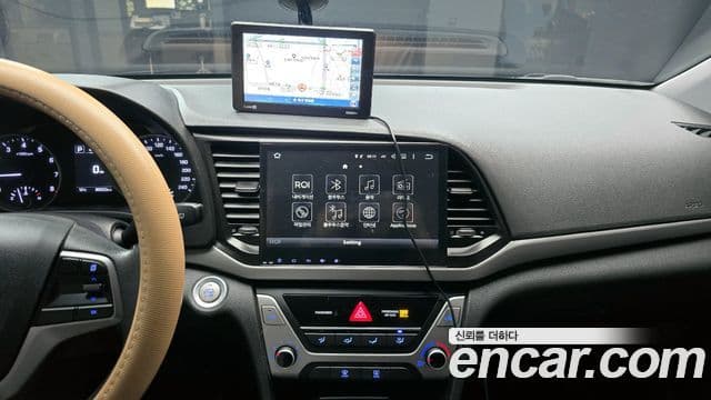 Hyundai Avante AD 1.6 GDI Value Plus, 2017 17