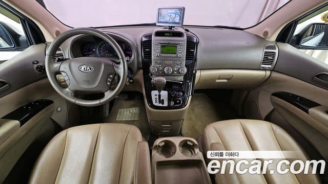 Kia Carnival R инвалидная коляска / для коляски 리프트/슬로프, 2011 7