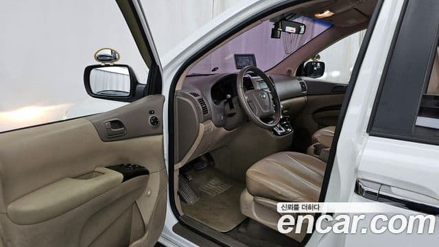 Kia Carnival R инвалидная коляска / для коляски 리프트/슬로프, 2011 10