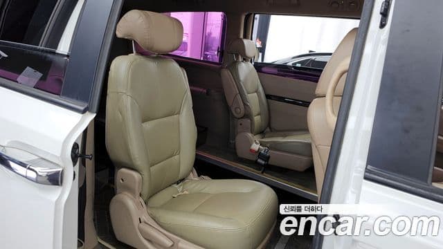 Kia Carnival R инвалидная коляска / для коляски 리프트/슬로프, 2011 12