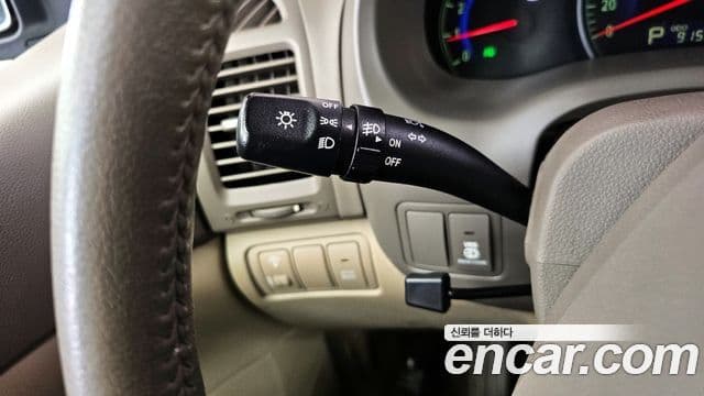 Kia Carnival R инвалидная коляска / для коляски 리프트/슬로프, 2011 14