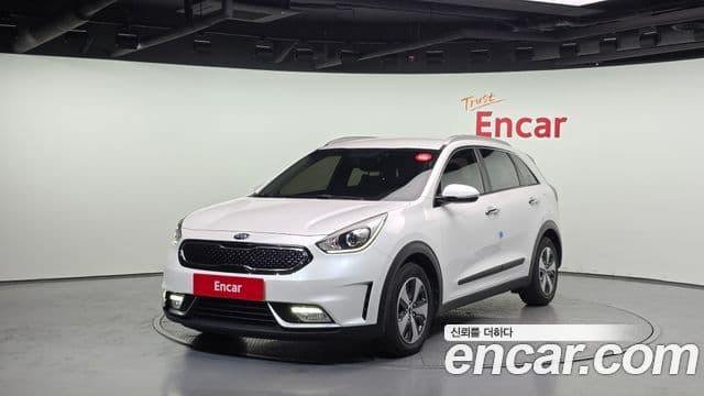 Kia Niro Prestige, 2017 1
