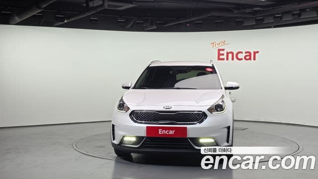 Kia Niro Prestige, 2017 3