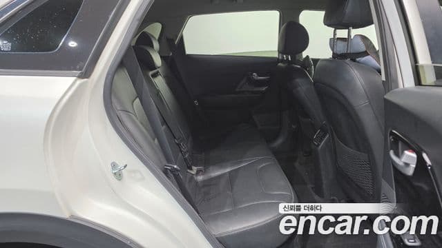 Kia Niro Prestige, 2017 12