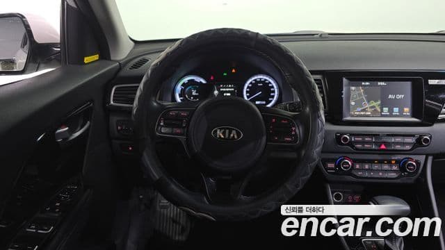 Kia Niro Prestige, 2017 13