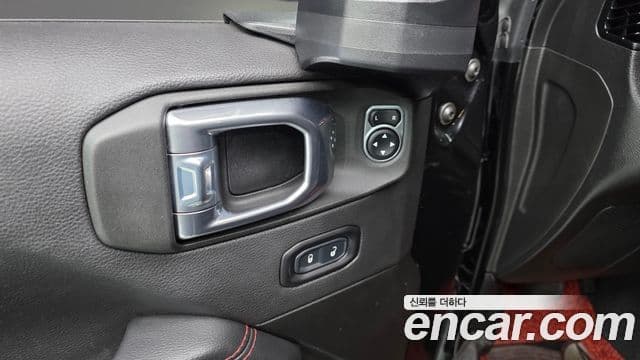 Jeep Wrangler (JL) 2.0 Rubicon 4도어, 2022 18