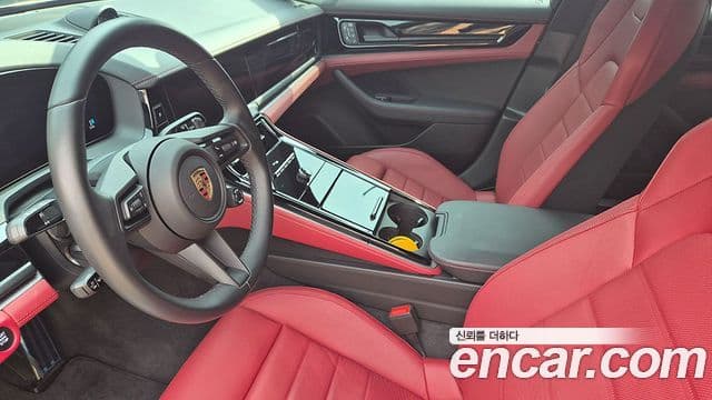 Porsche Panamera (976), 2024 14