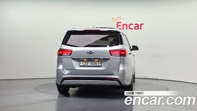 Kia All New Carnival Prestige, 2016 4
