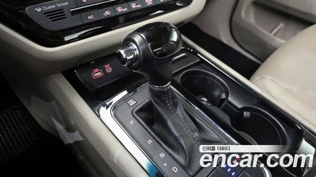 Kia All New Carnival Prestige, 2016 9