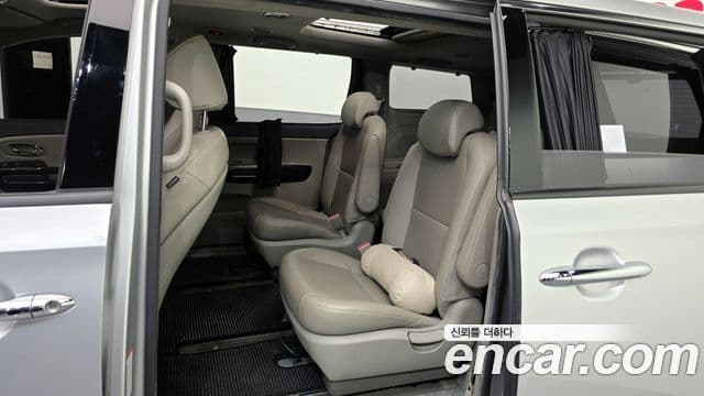 Kia All New Carnival Prestige, 2016 11