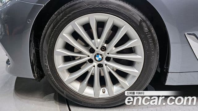BMW 5시리즈 (G30) 520d Luxury Special Edition, 2018 все фото