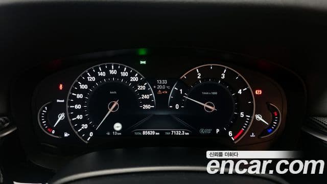 BMW 5시리즈 (G30) 520d Luxury Special Edition, 2018 8