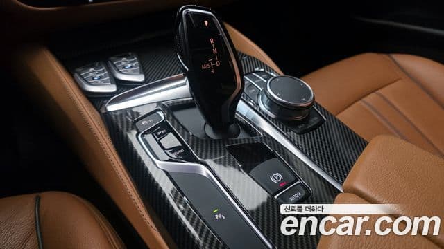 BMW 5시리즈 (G30) 520d Luxury Special Edition, 2018 9