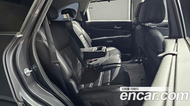 Kia All New Sorento Prestige, 2015 12