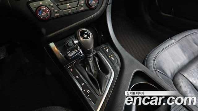 Kia K5 гибрид Prestige, 2012 9