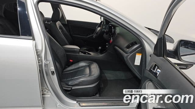 Kia K5 гибрид Prestige, 2012 11