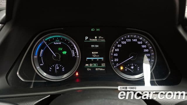 Hyundai Sonata гибрид (DN8) Modern, 2022 8