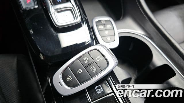 Hyundai Sonata гибрид (DN8) Modern, 2022 19