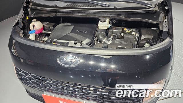 Hyundai Staria Modern, 2023 6