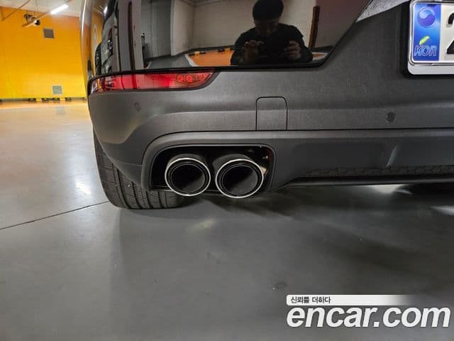 Porsche Cayenne (PO536) 3.0 E-гибрид, 2025 4