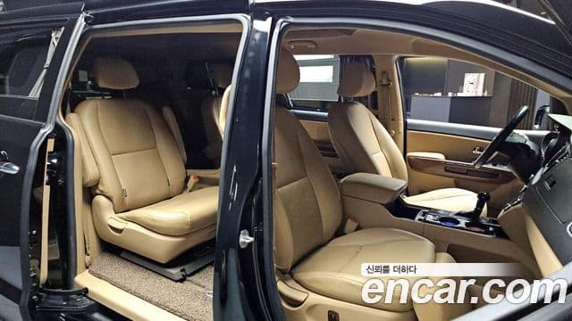 Kia All New Carnival Prestige, 2016 12
