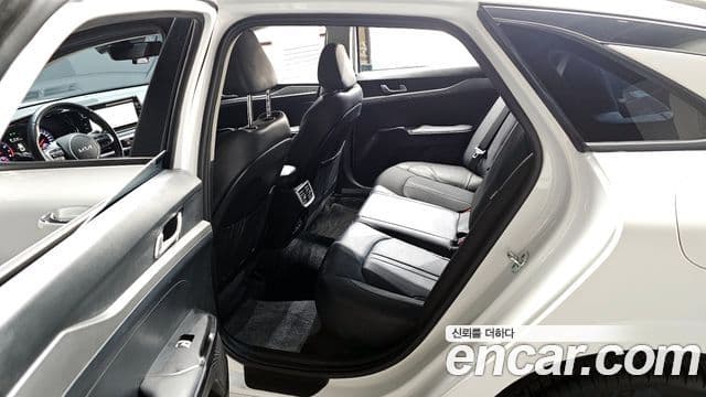 Kia K5 3세대 Prestige, 2022 11