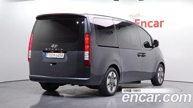 Hyundai Staria Modern, 2023 2