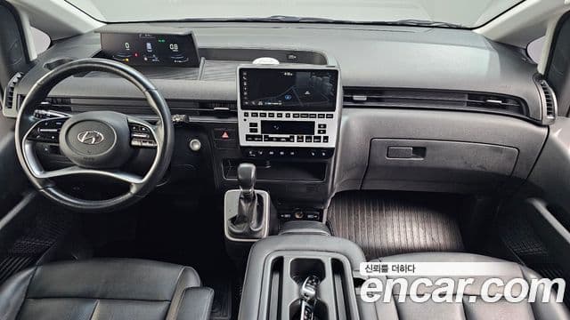 Hyundai Staria Modern, 2023 7