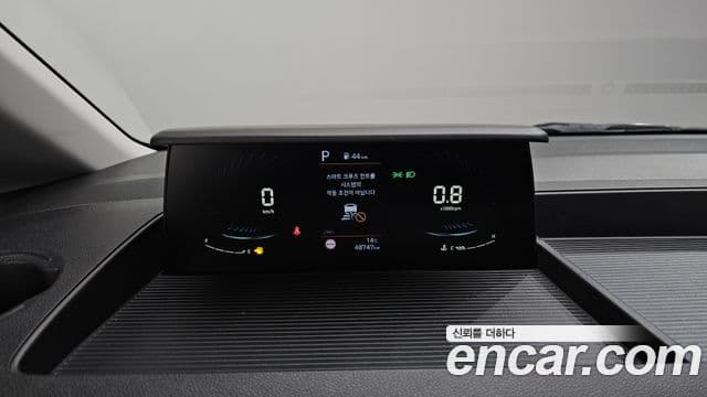 Hyundai Staria Modern, 2023 8