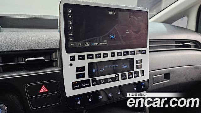 Hyundai Staria Modern, 2023 16