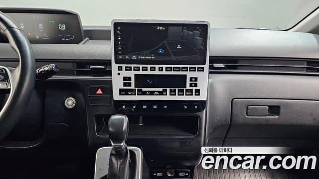 Hyundai Staria Modern, 2023 17