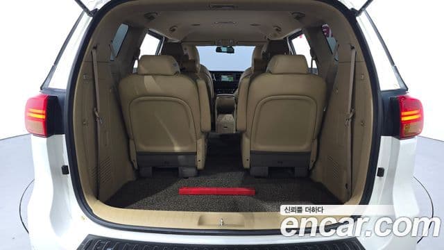 Kia All New Carnival Luxury, 2016 20