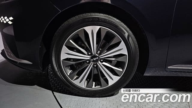 Kia K8 гибрид Noblesse, 2023 все фото