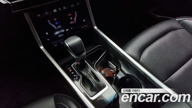 KG모빌리티(SsangYong) Torres T7, 2023 9